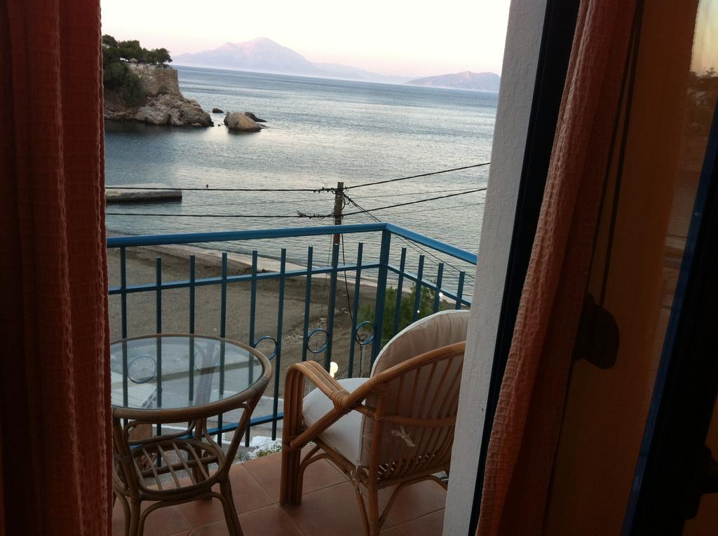 Lydia Mare Agios Kirykos Exterior foto